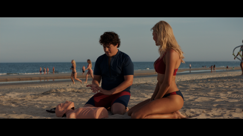 Baywatch.2017.Extended.Cut.2160p.UHD.BluRay.REMUX.HDR.HEVC.Atmos-EPSiLON.mkv_snapshot_00.35.04.png