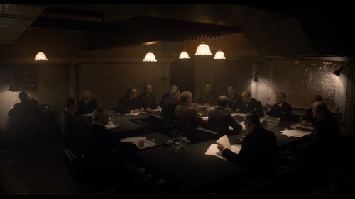 Darkest-Hour-2017-BluRay-iPad-720p-AAC-x264-CHDPAD.mp4_20180427_164230.053.jpg