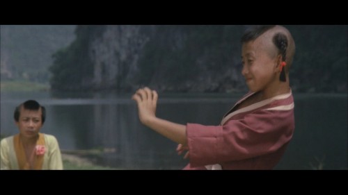 kids.from.shaolin.1984.BluRay.iPad.720p.AAC.x264-CHDPAD.mp4_20180604_192750.438.jpg