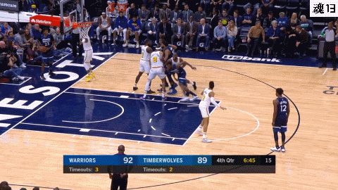 13-cutting-lay-up.gif