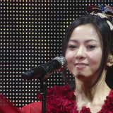 Red-it-be-Mai-Kuraki.01