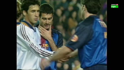 La-Liga.22.-13.02.1999-Barcelona---Real-Madrid.ts_snapshot_01.32.47.441.png