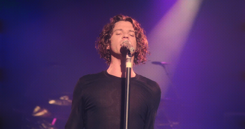 INXS-Live.Baby-Live.1991.Bluray.2160p.TrueHD7.1.HDR.x265.10bit-CHD.mkv_002039.606.png