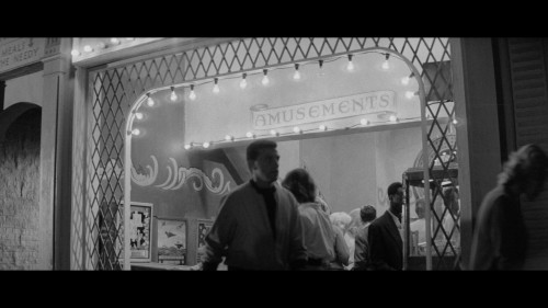 00099.m2ts(BFI (1959) Expresso Bongo) 20210124 114032.406