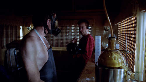 Breaking.Bad.S01.2008.E01.WEBRip.2160p.DTS-HD.MA5.1.x265.10bit-CHD060861.png