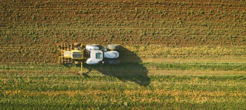 Clarksons.Farm.S01E01.Tractoring.720p.AMZN.WEBRip.DDP5.1.x264-NTb.mkv_20230617_152520.550.png