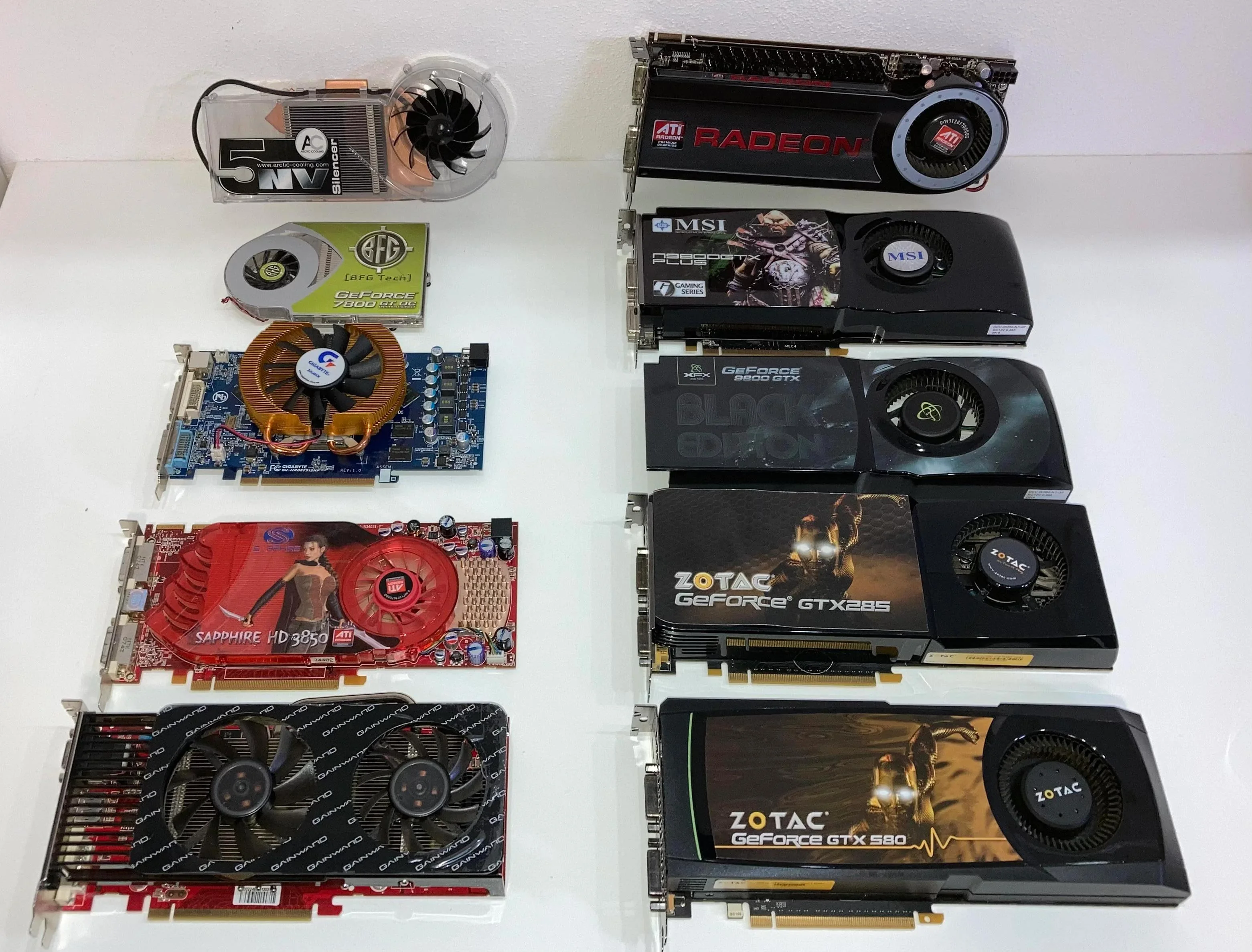 what-are-old-gpus-like-this-with-designs-on-them-called-v0-brw76pfxxcrc1.webp