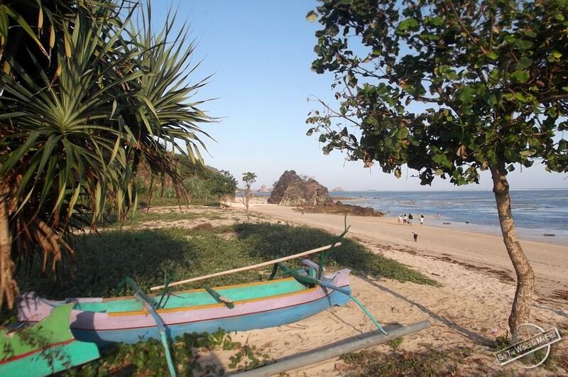 Kuta-on-Lombok-Indonesia---.jpg